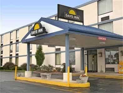 Days Inn By Wyndham Chambersburg Εξωτερικό φωτογραφία
